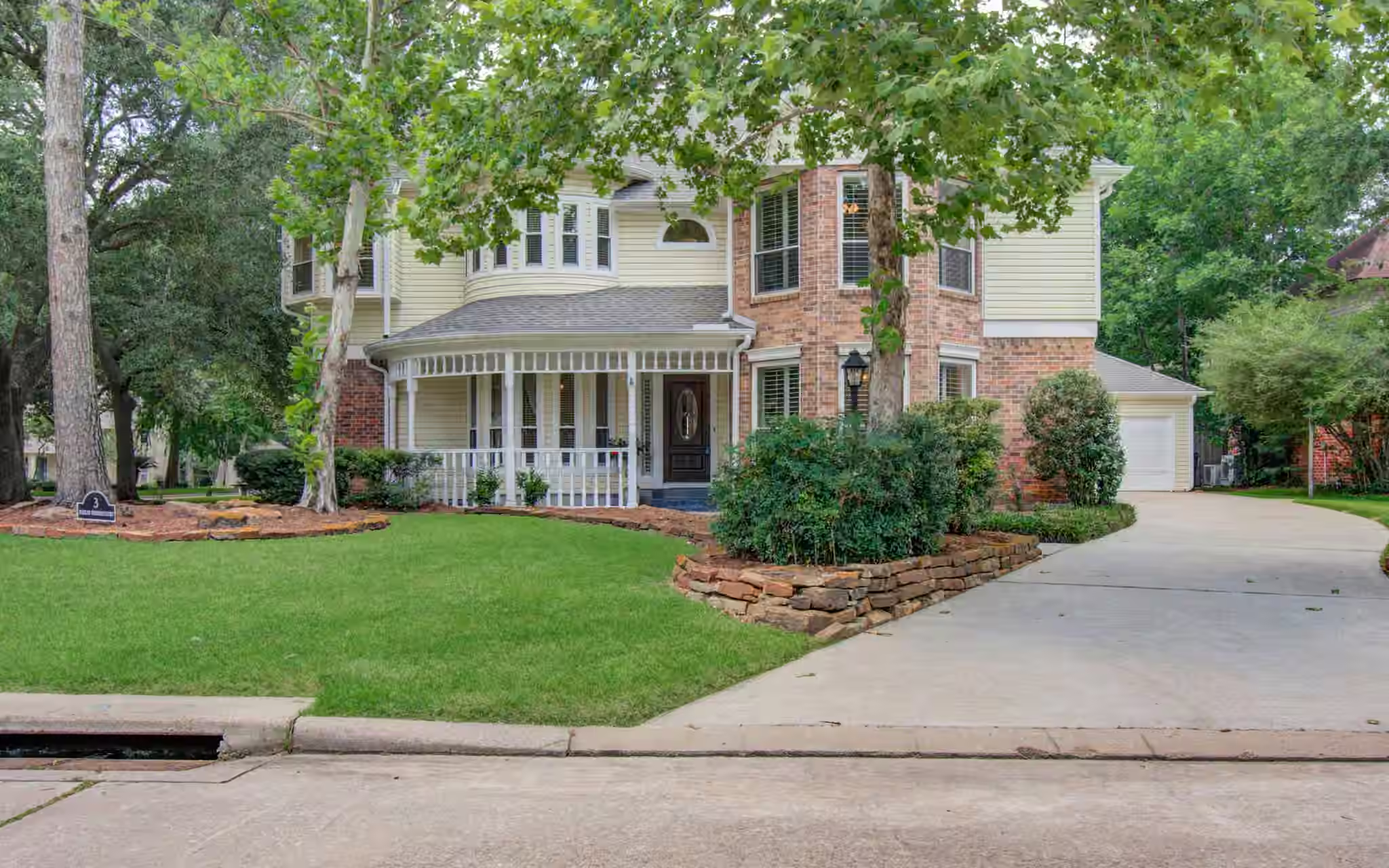 Photo 2 of 3 Dunlin Meadow Court, The Woodlands, TX