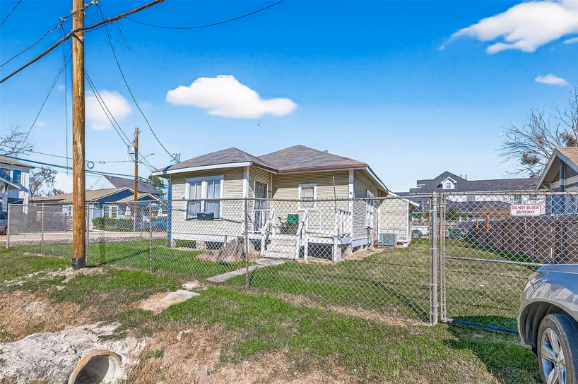 Photo of 1110 Mathis Street, Houston, TX