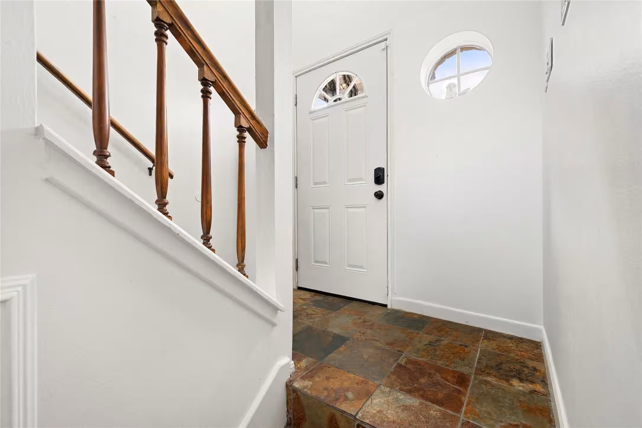 Photo 4 of 612 Fargo Street 612, Houston, TX