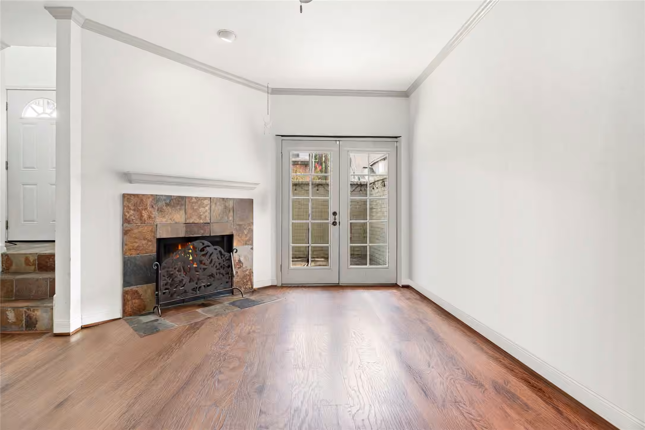 Photo 5 of 612 Fargo Street 612, Houston, TX