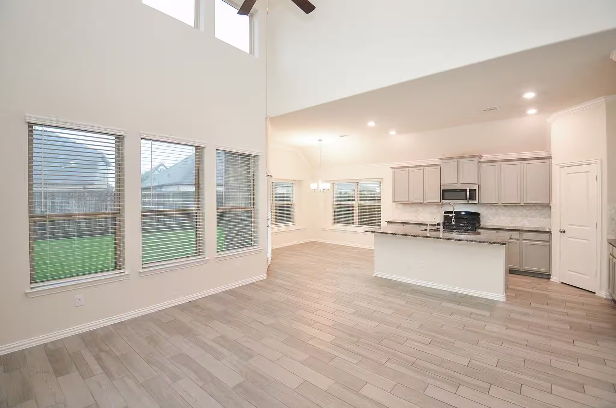 Photo 5 of 1111 Teamriddle Way, Richmond, TX