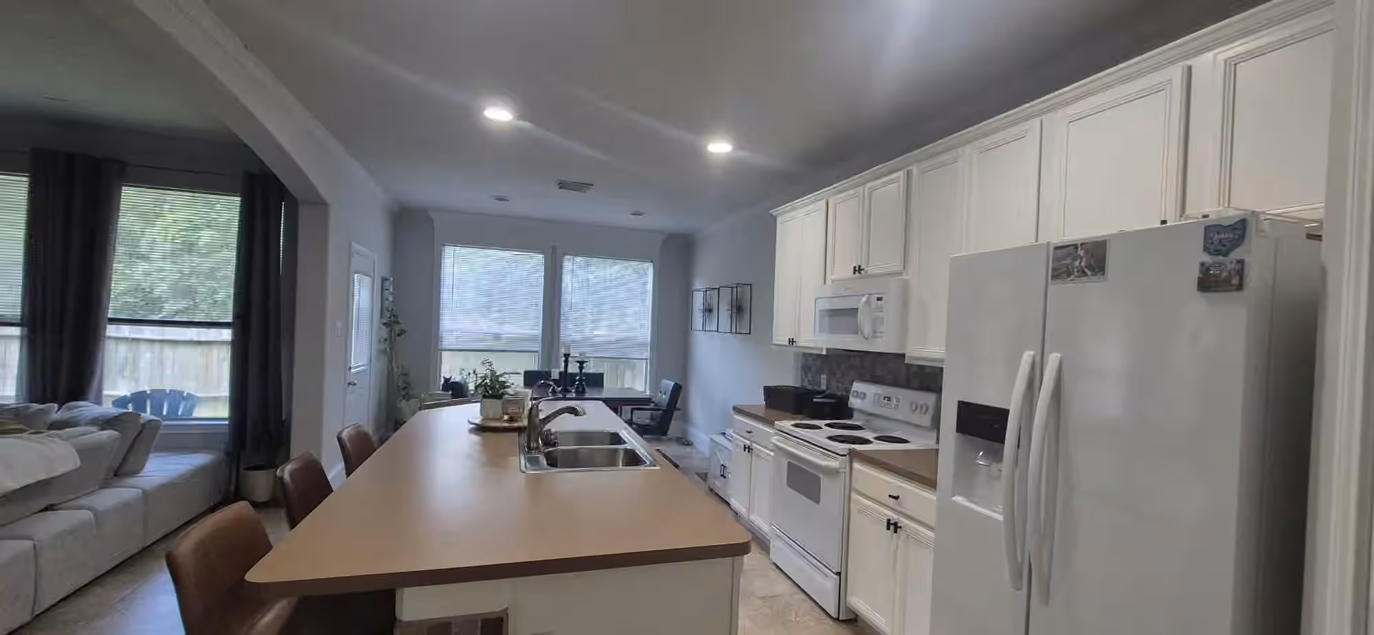 Photo 5 of 42 E Burberry Circle, The Woodlands, TX