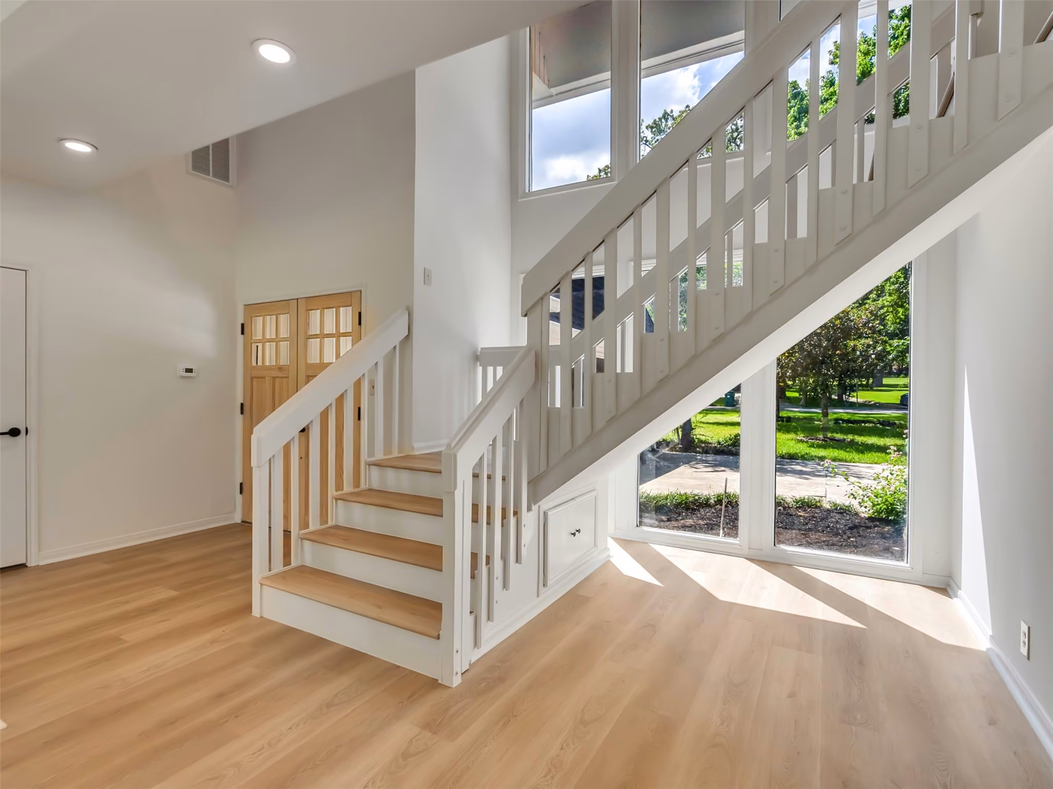 Photo 4 of 26 Cherry Hill Drive, Conroe, TX