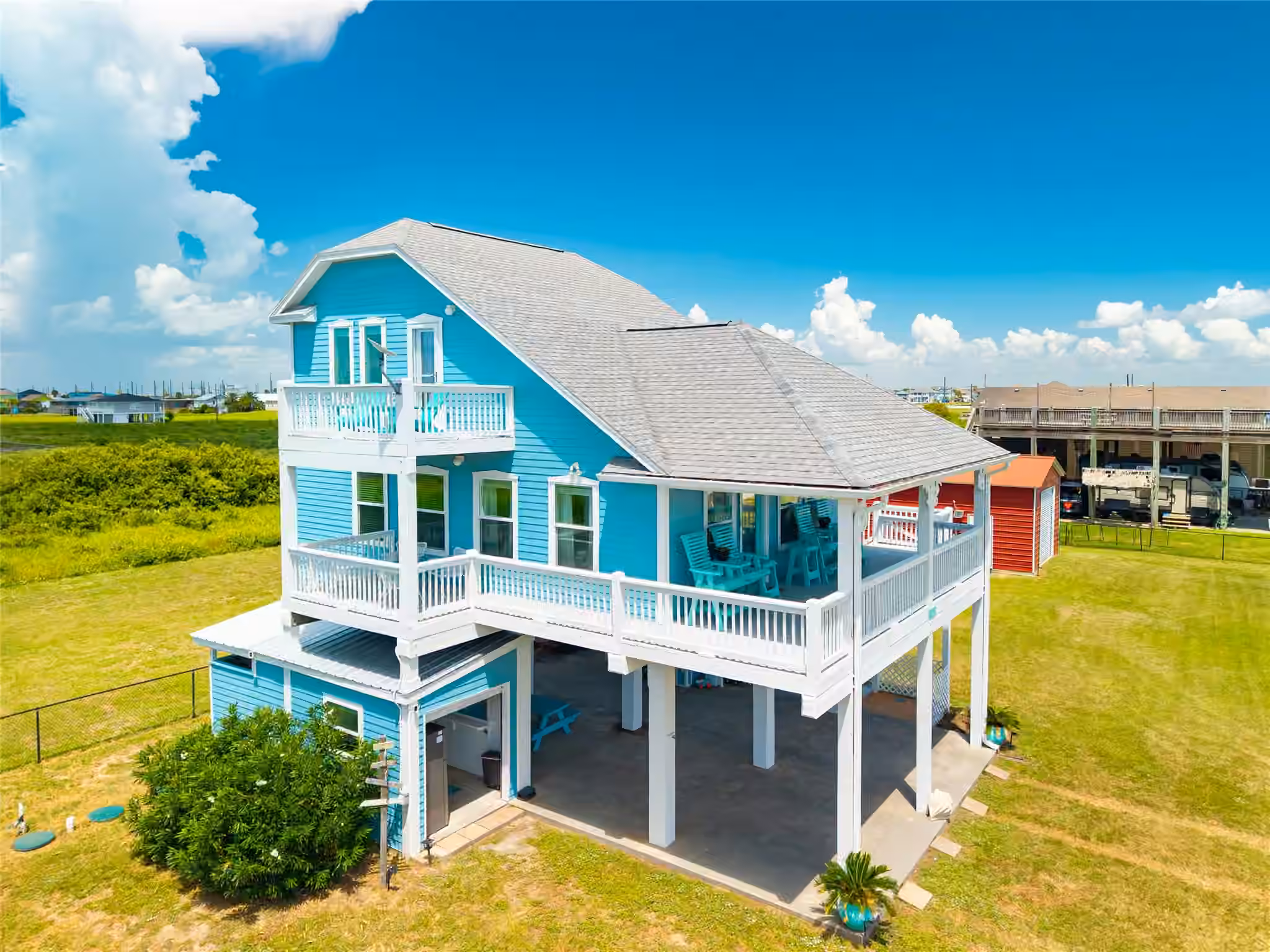 Photo 5 of 981 Sea Spray Drive, Crystal Beach, TX