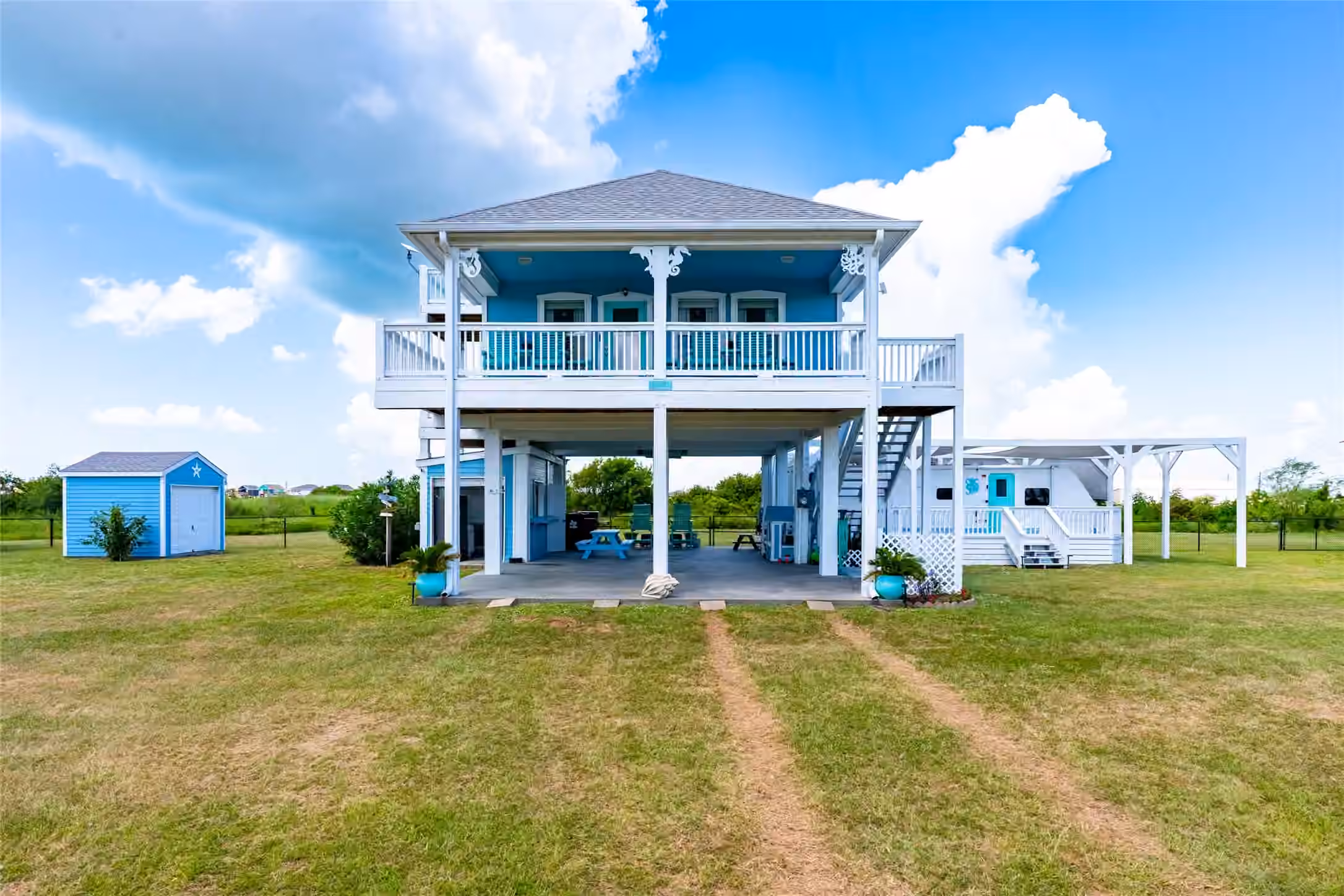 Photo 7 of 981 Sea Spray Drive, Crystal Beach, TX