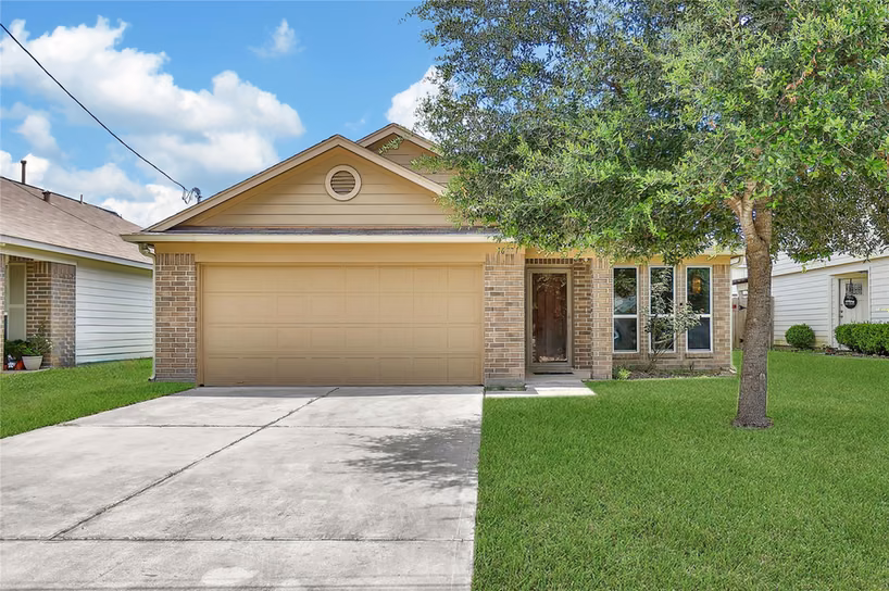 Photo of 16771 N Rail Drive, Conroe, TX 77385