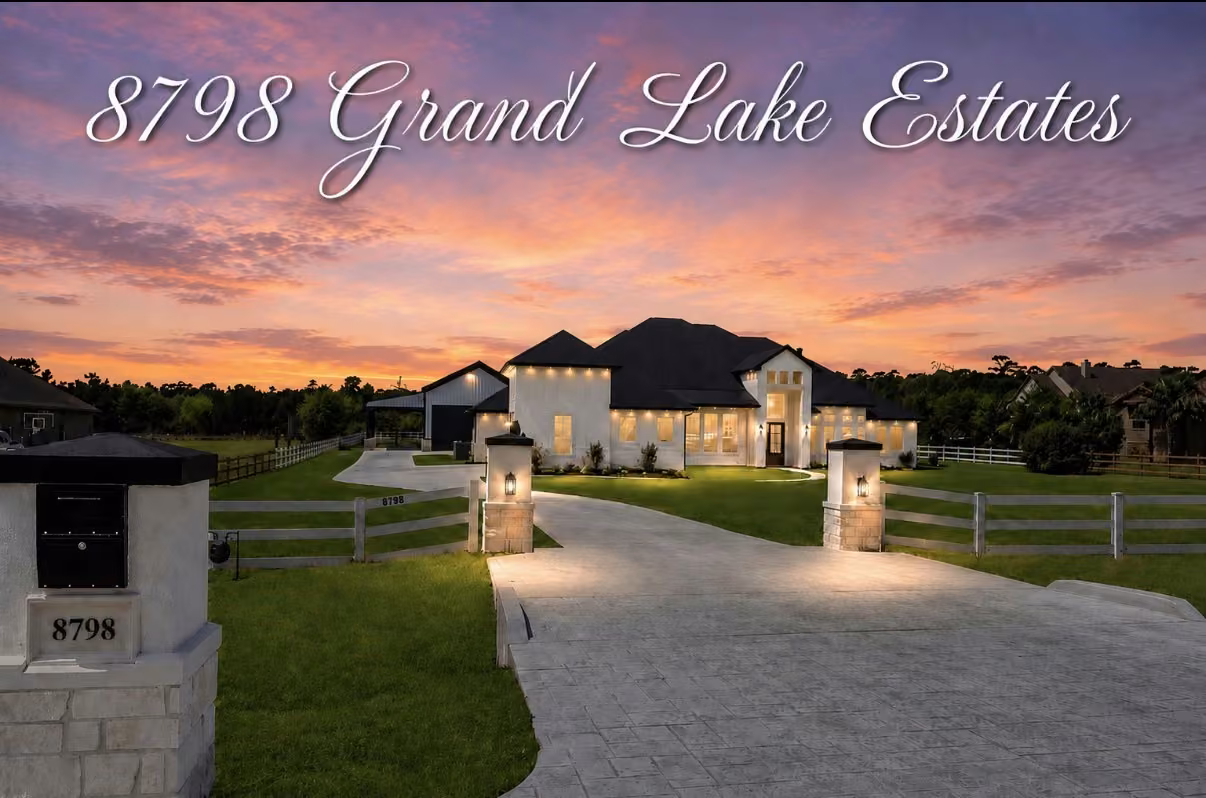 Photo of 8798 Grand Lake Estates Drive, Montgomery, TX