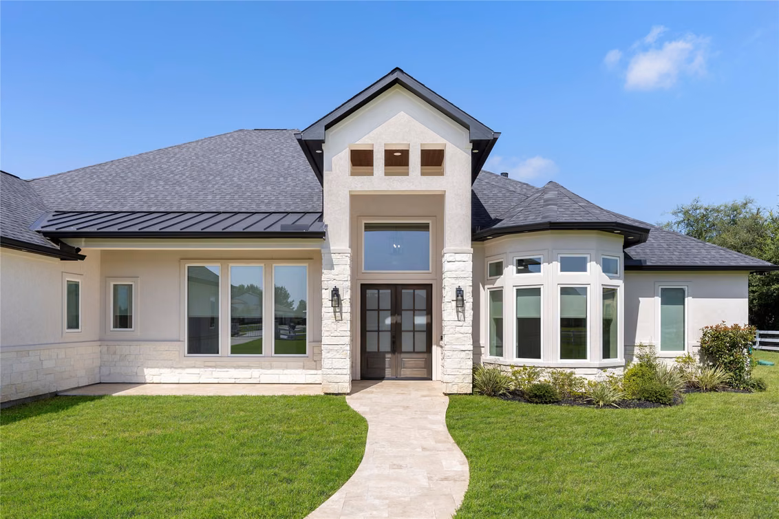 Photo 4 of 8798 Grand Lake Estates Drive, Montgomery, TX