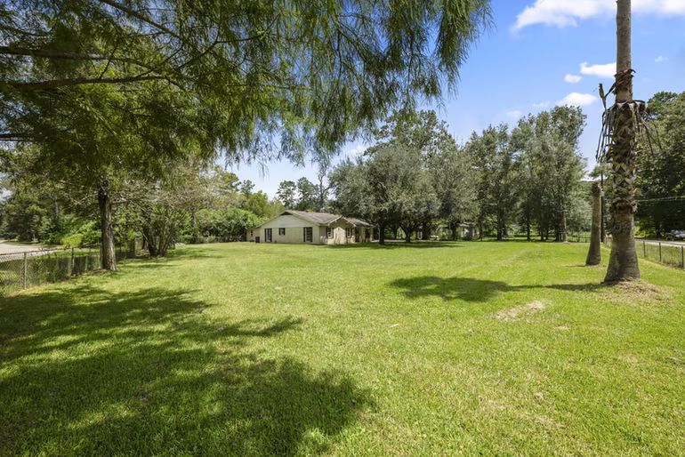 Photo 4 of 140 Friar Tuck Road, Shepherd, TX