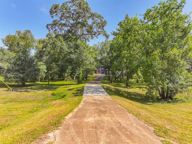 Photo 4 of 7445 Cobbs Oak Lane, Rosharon, TX