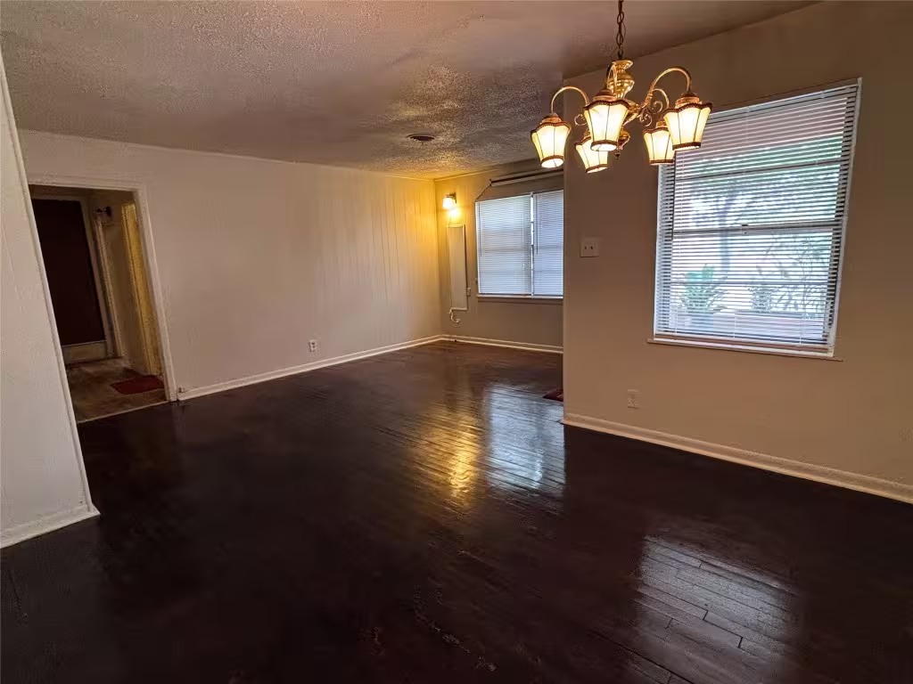 Photo 7 of 1918 Bingle, Houston, TX