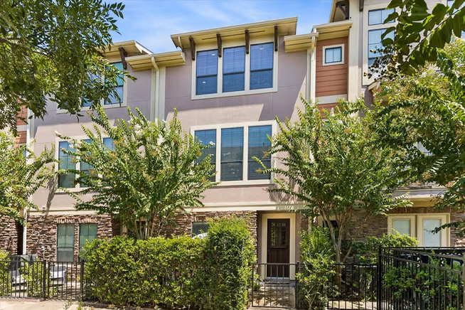 Photo of 1045 W 22nd Street K, Houston, TX 77008