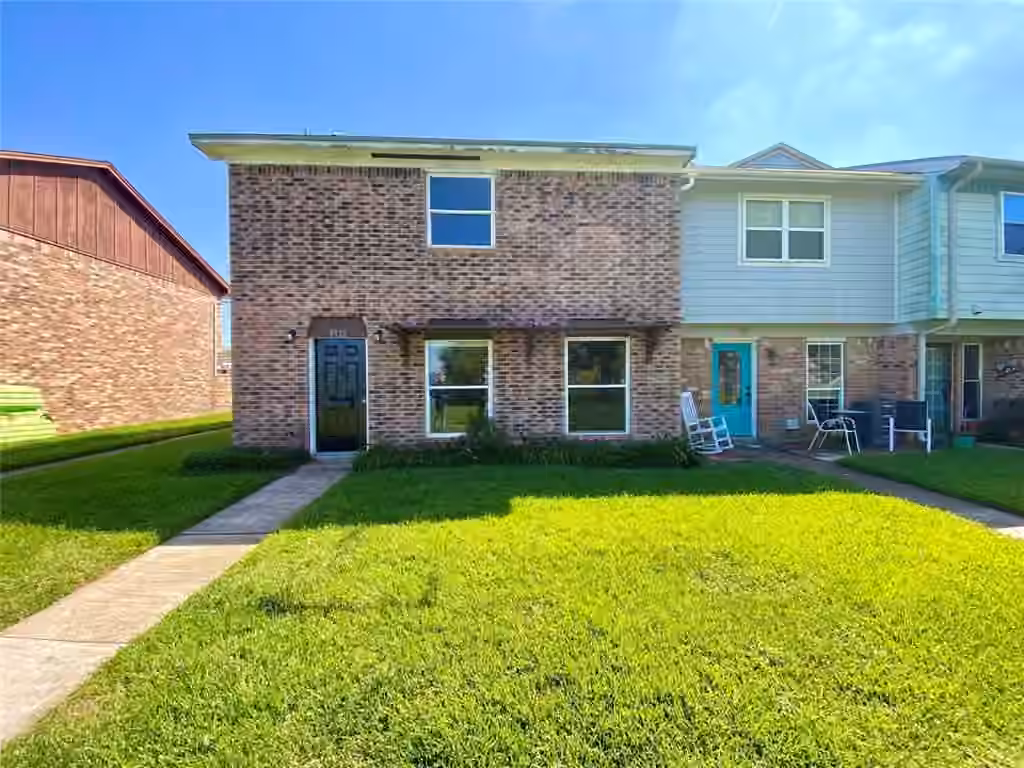 Photo of 8922 Glacier Avenue, Texas City, TX