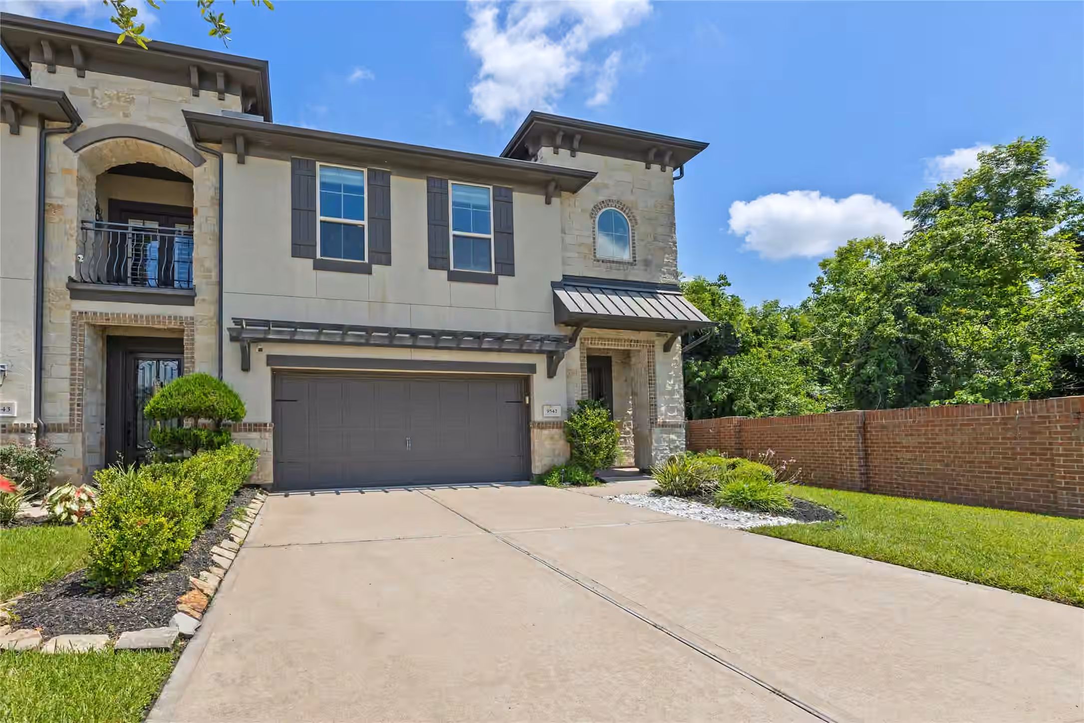 Photo 2 of 9547 Scanlan Heights Lane, Missouri City, TX