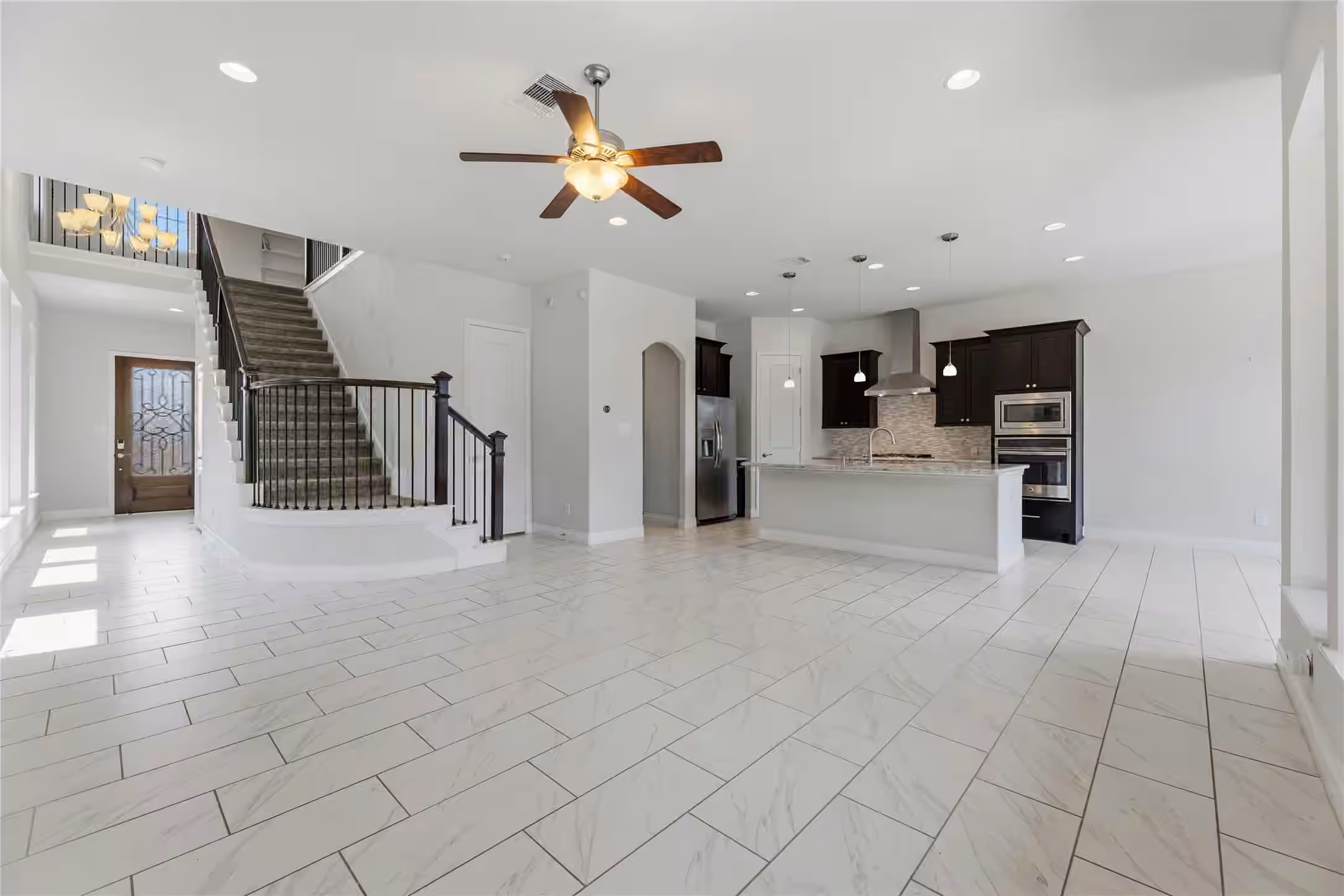 Photo 7 of 9547 Scanlan Heights Lane, Missouri City, TX