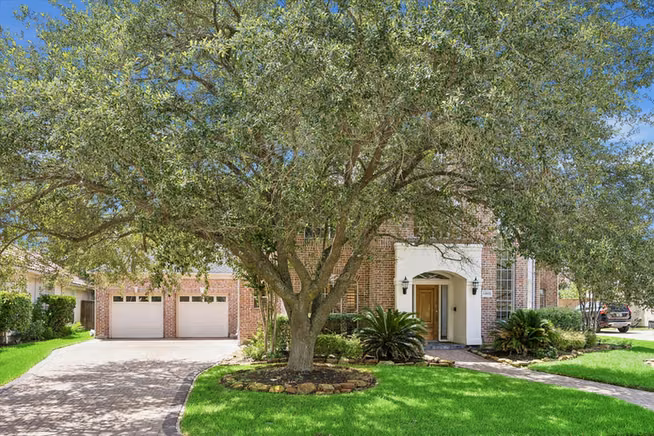 Photo 4 of 14022 BARNHART Boulevard, Houston, TX