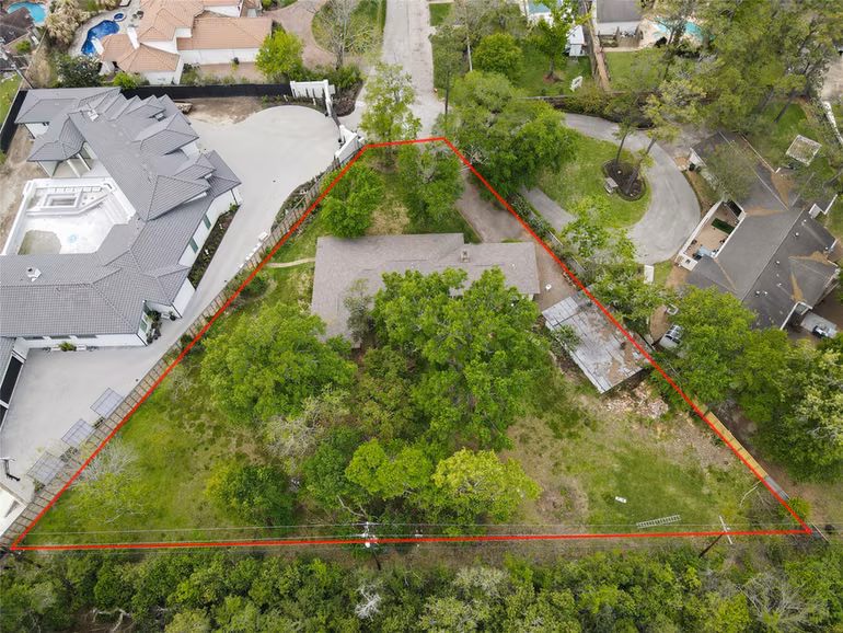 Photo 2 of 31 E Shady Lane, Houston, TX