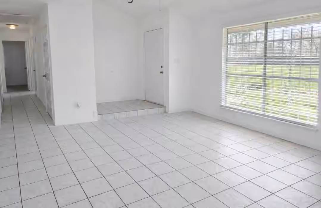 Photo 5 of 5815 Village Forest Court, Houston, TX