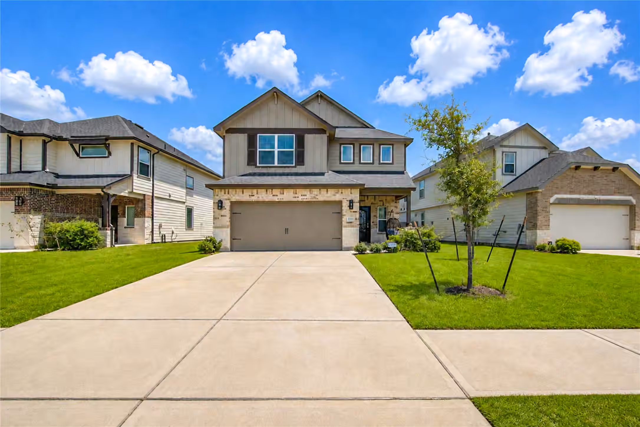 Photo of 2223 Emerald Diamond Court, Fresno, TX