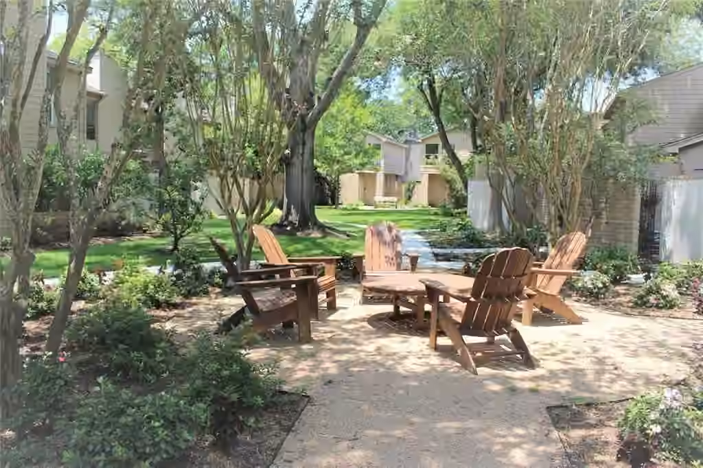 Photo 3 of 12625 Memorial Drive 127, Houston, TX