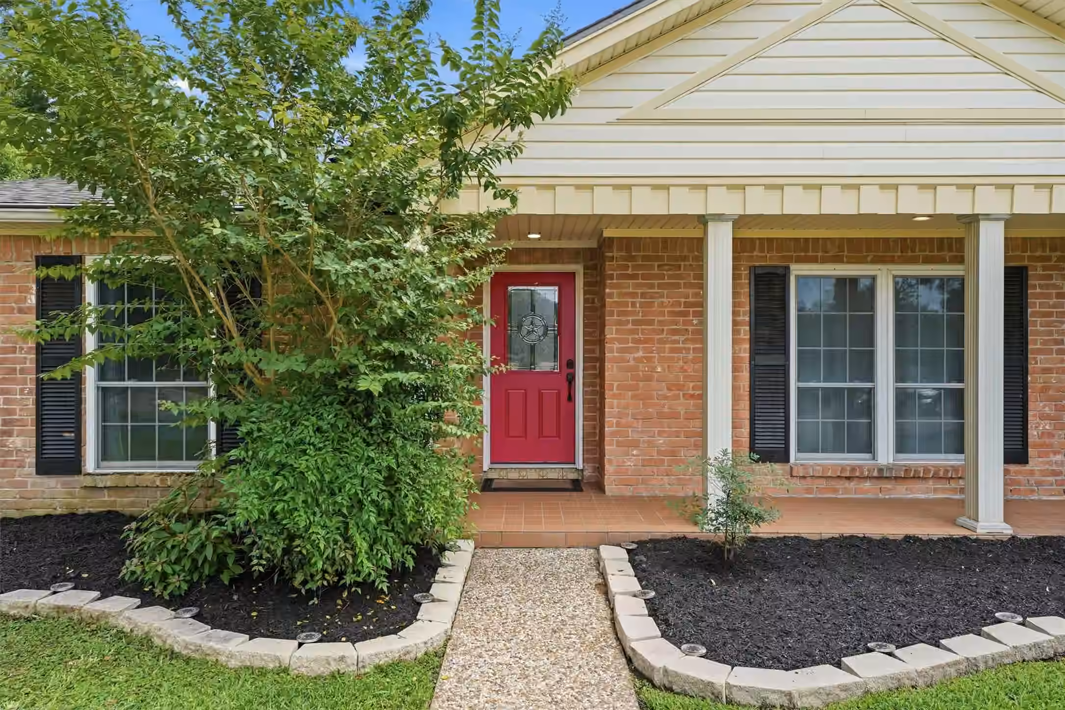Photo 3 of 16346 Havenpark Court, Houston, TX