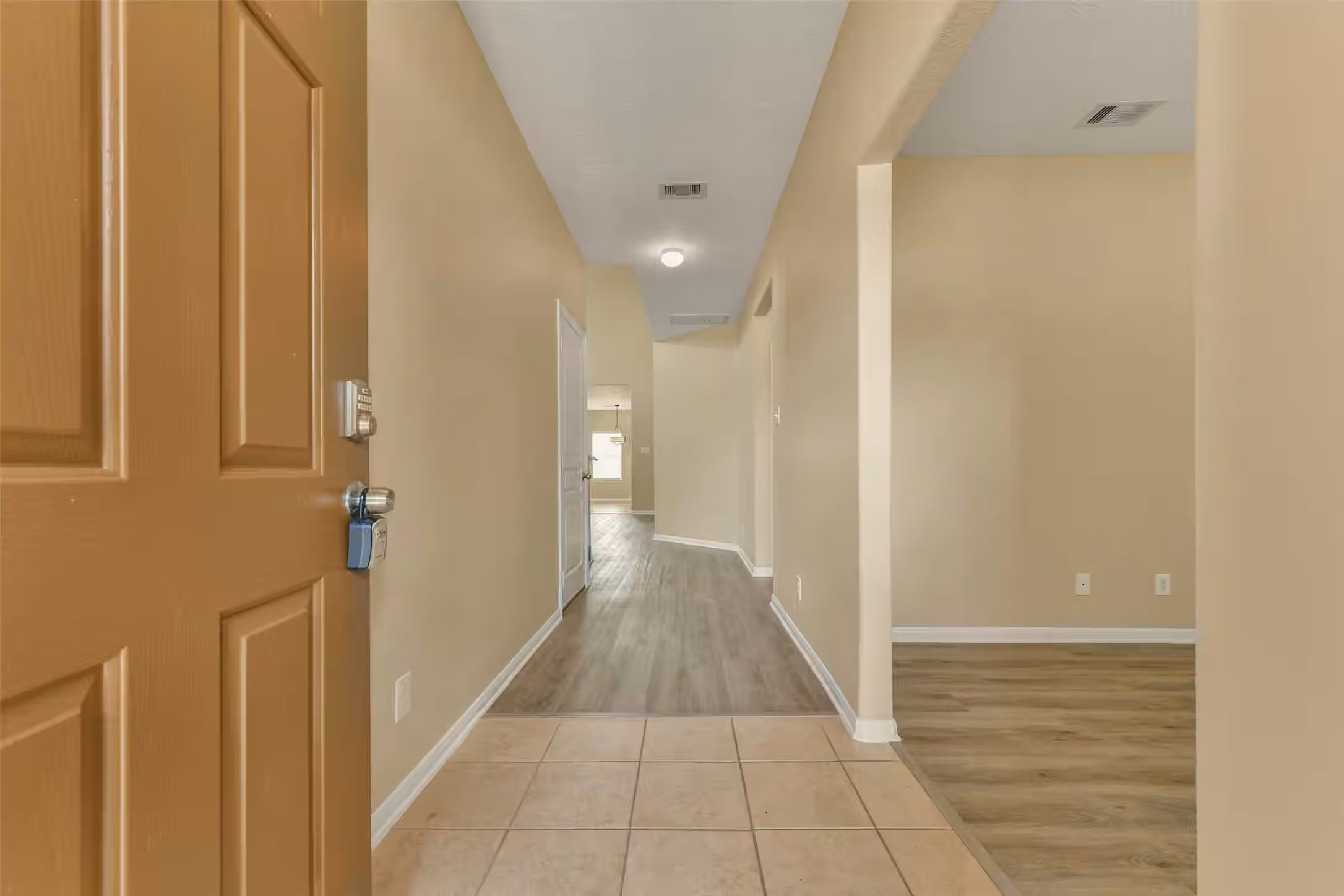 Photo 4 of 3102 Cambridge Meadows Ln, Dickinson, TX