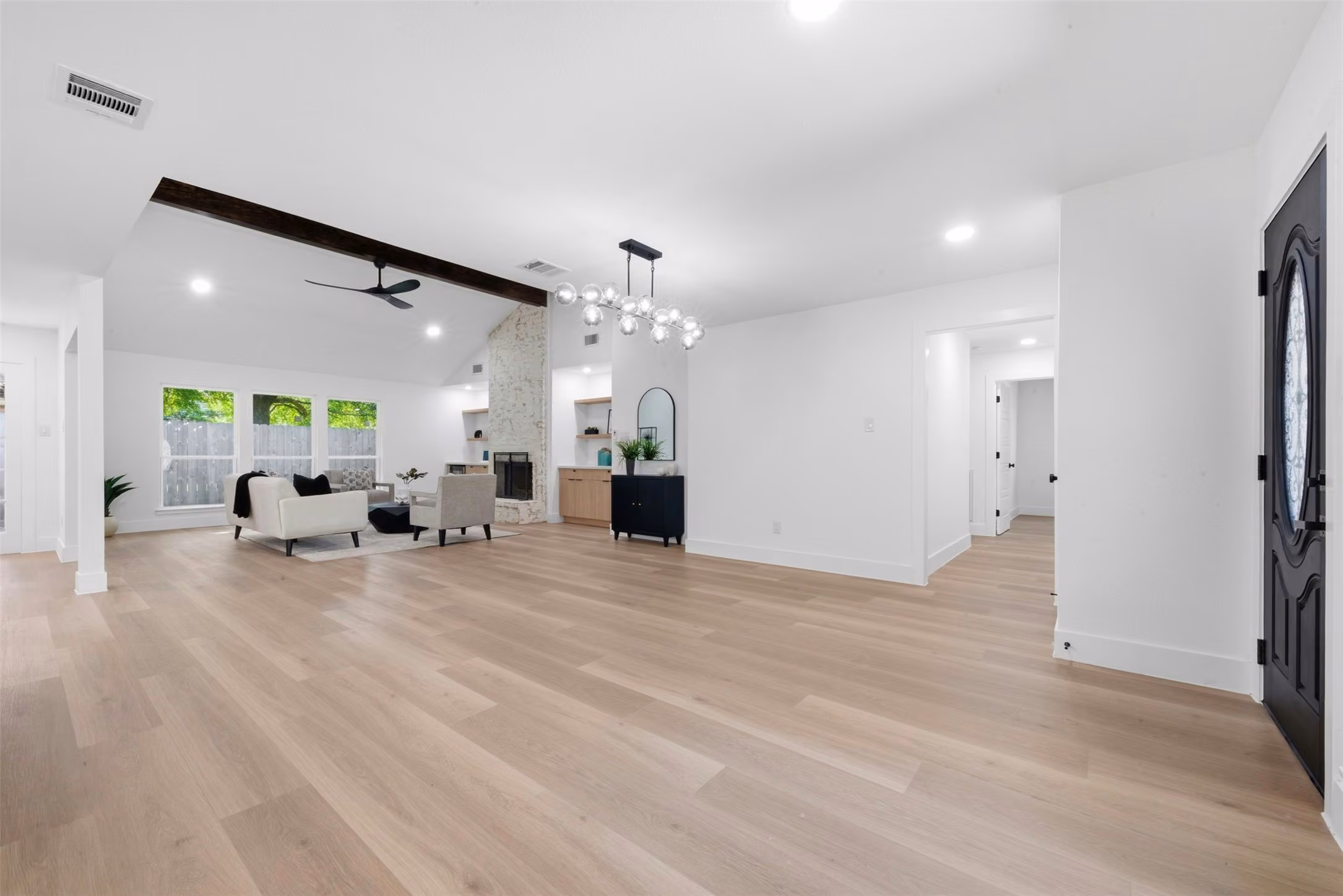 Photo 6 of 2207 Crystal Hills Drive, Houston, TX