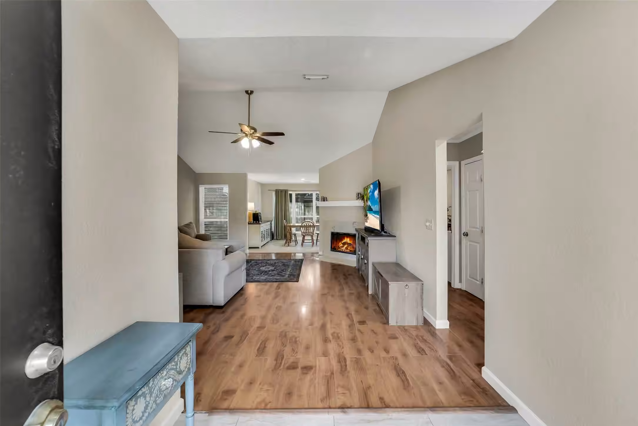 Photo 7 of 10027 Storm Meadow Drive, Houston, TX