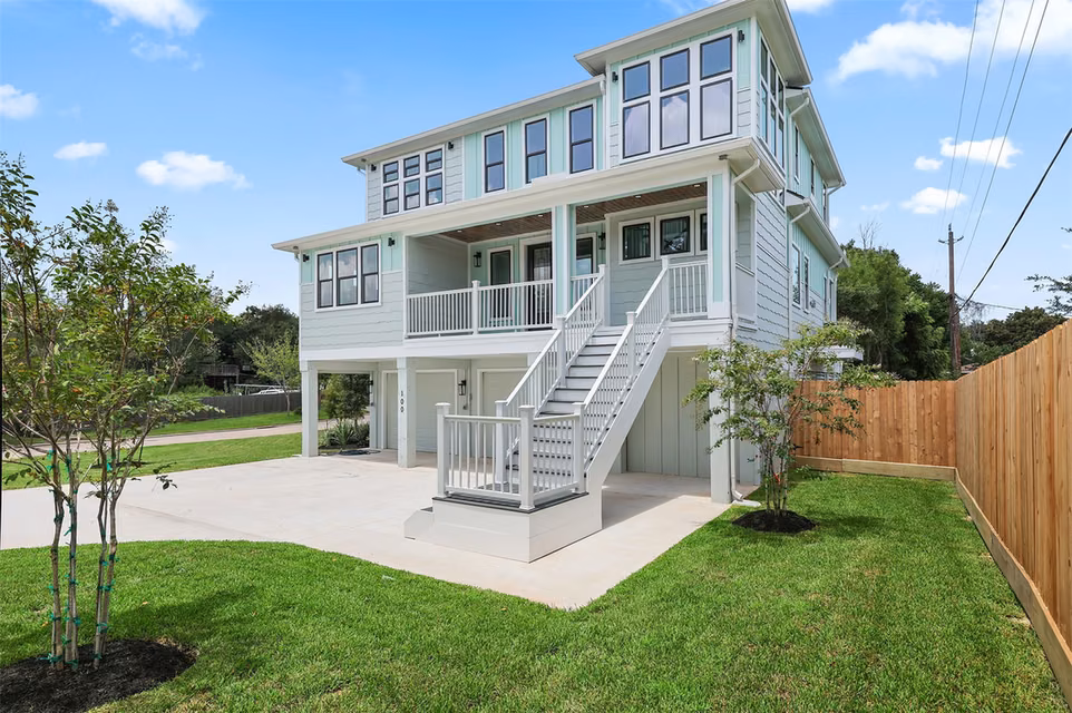 Photo 4 of 100 Cedar Lane, El Lago, TX