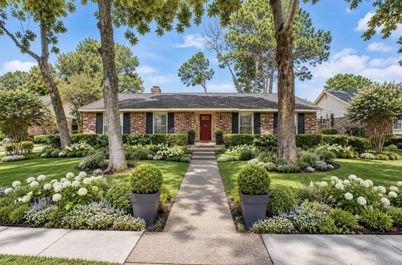 Photo of 10706 Inwood Drive, Houston, TX