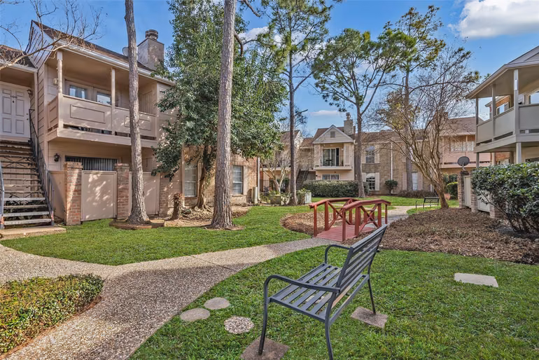 Photo 5 of 2800 Jeanetta Street 806, Houston, TX