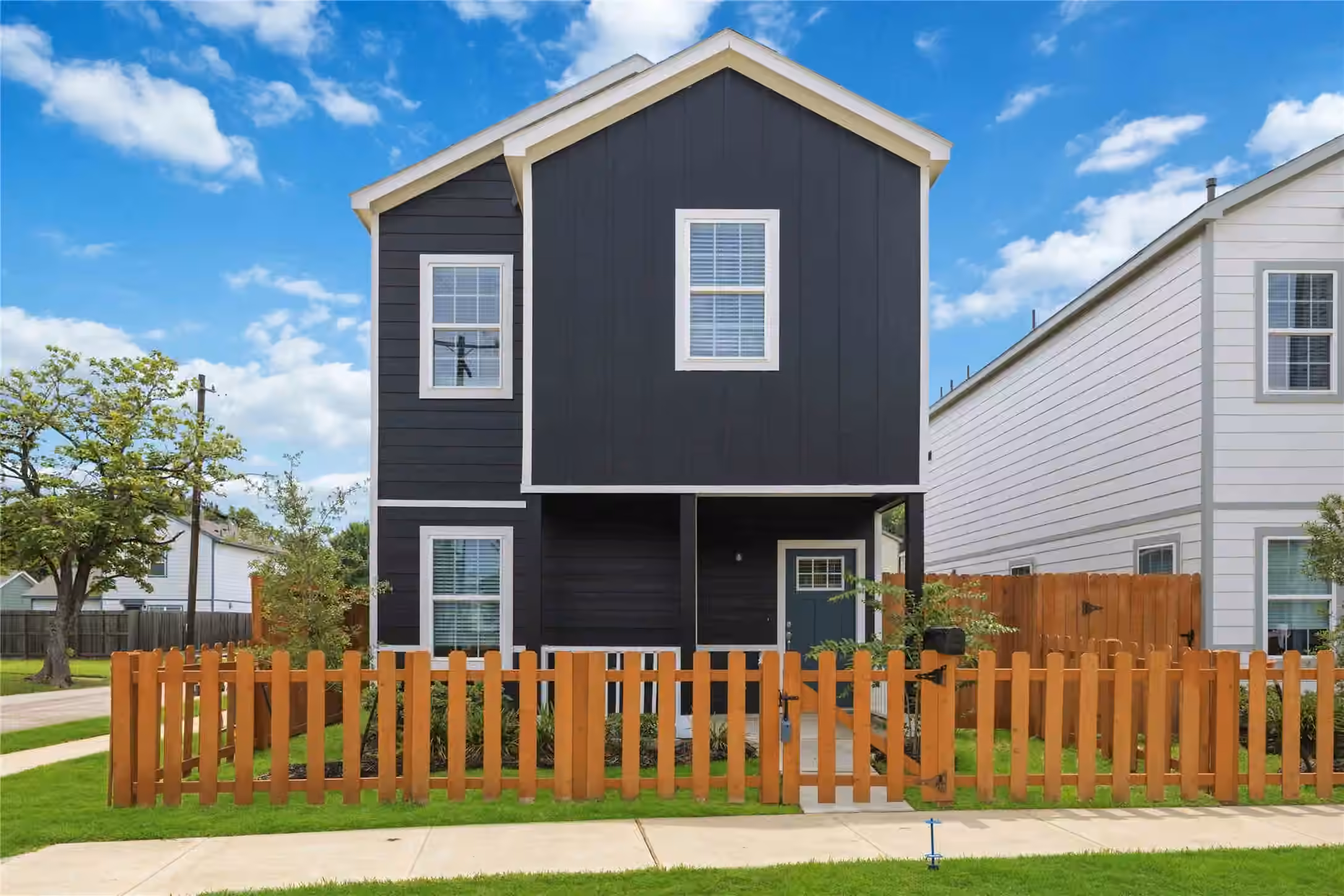 Photo of 6403 Paris Street, Houston, TX