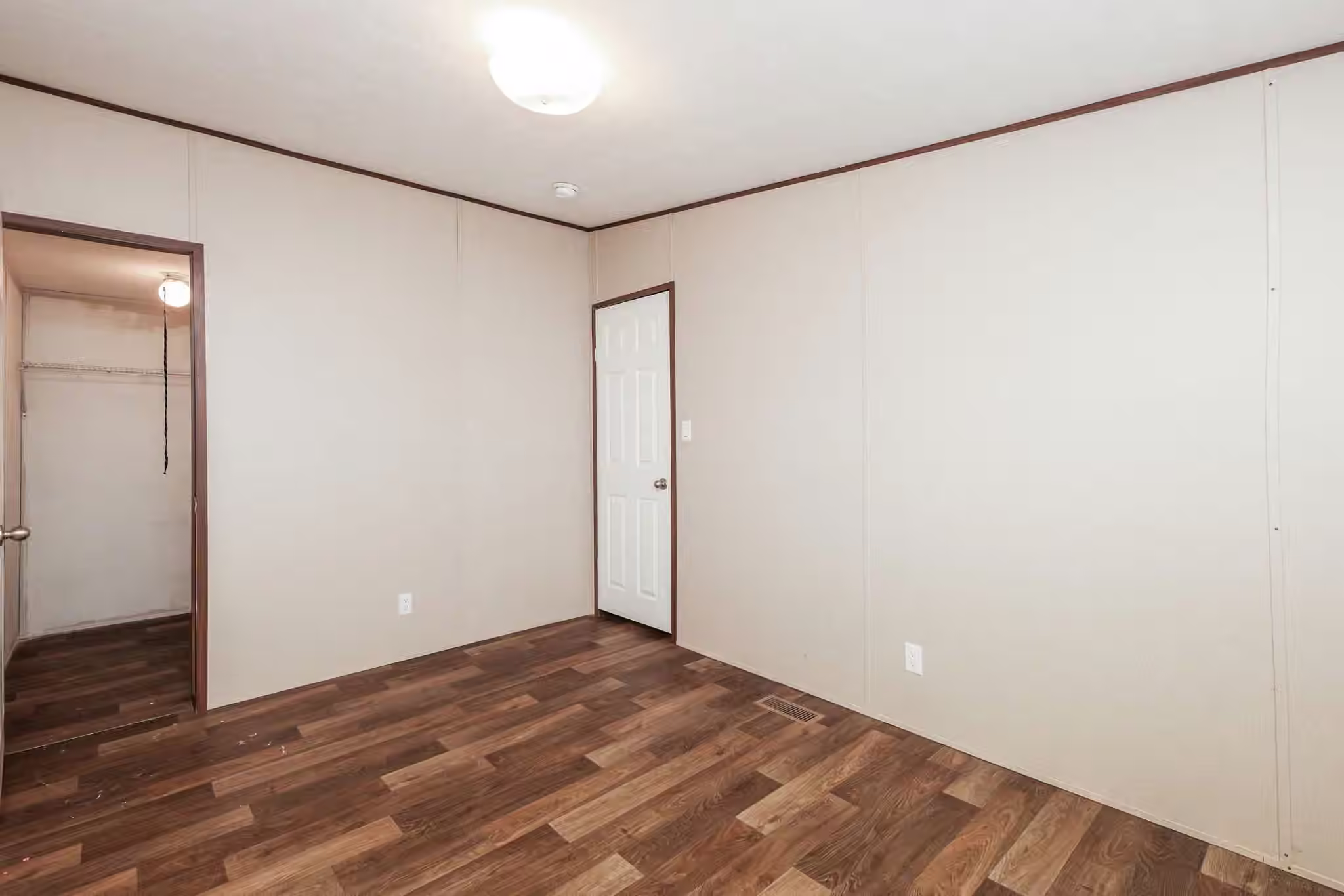 Photo 7 of 8724 Bloombury Lane, Houston, TX