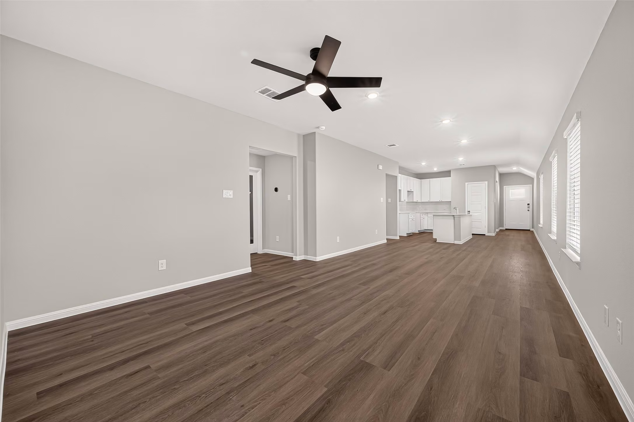 Photo 5 of 2114 Creole Creek Lane, Houston, TX