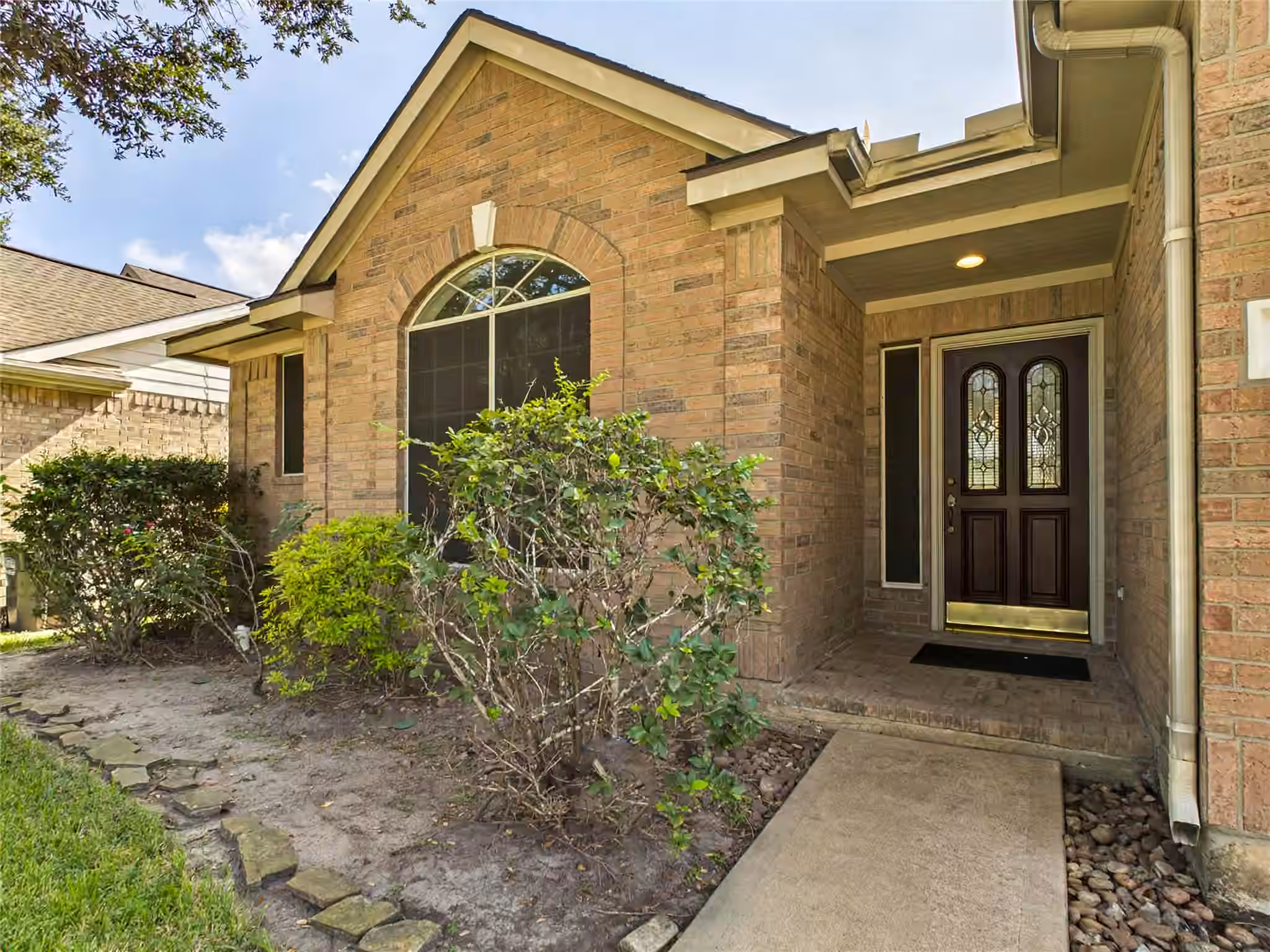 Photo 5 of 1119 Sussex Trail, Pearland, TX