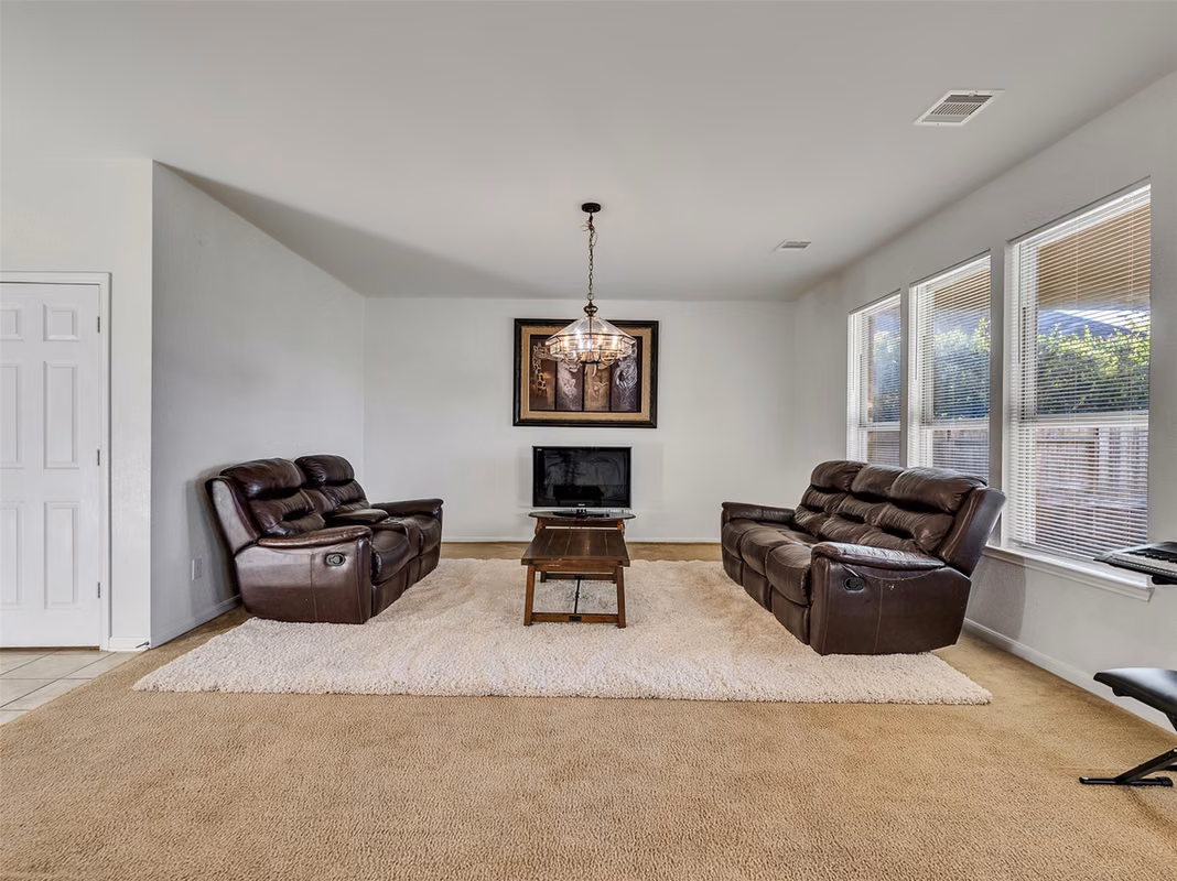 Photo 4 of 14106 Spring Birch Lane, Pearland, TX