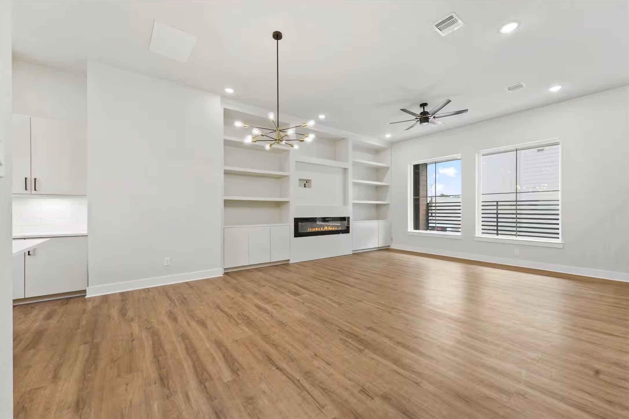 Photo 7 of 1946 Purswell Road, Houston, TX