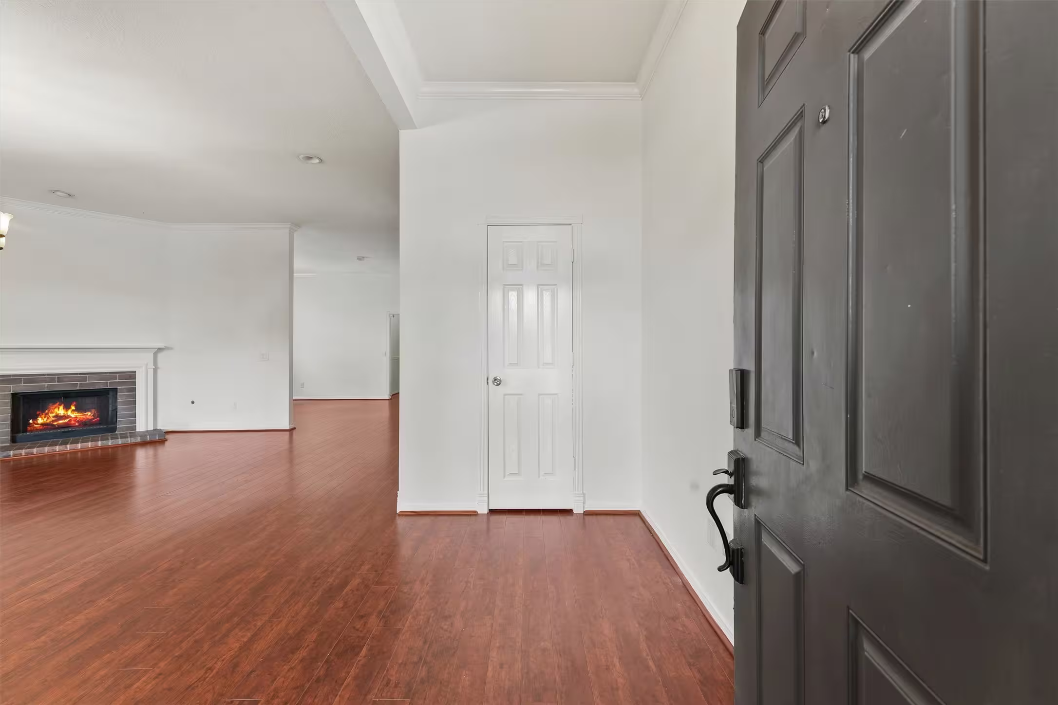 Photo 3 of 14518 Huntmont Drive, Cypress, TX
