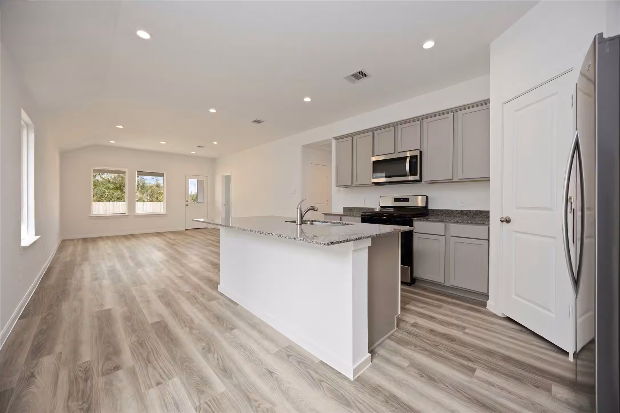 Photo 2 of 5208 Purple Beebalm Way, Houston, TX