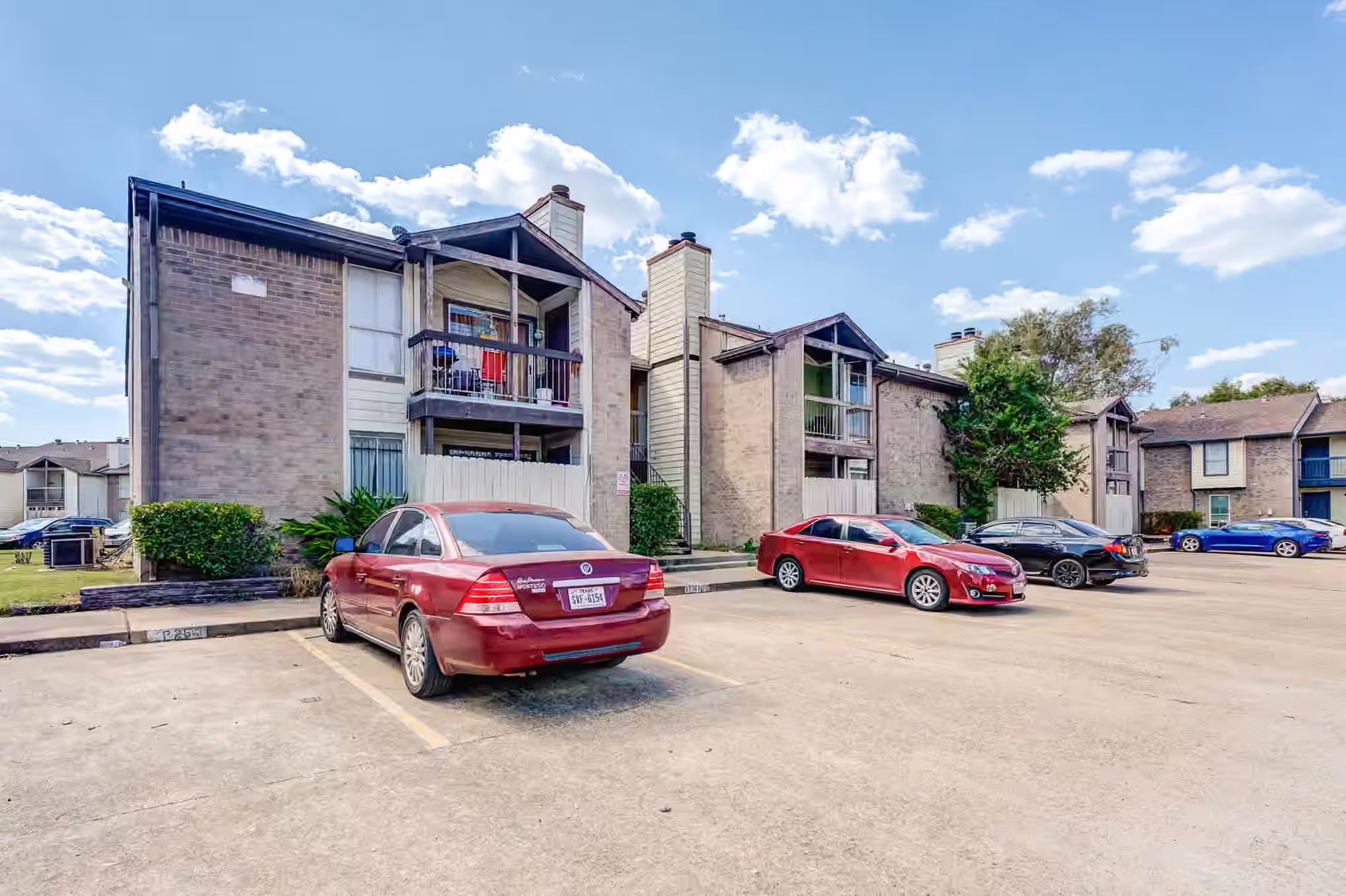 Photo 4 of 12615 Brookglade Circle 201, Houston, TX