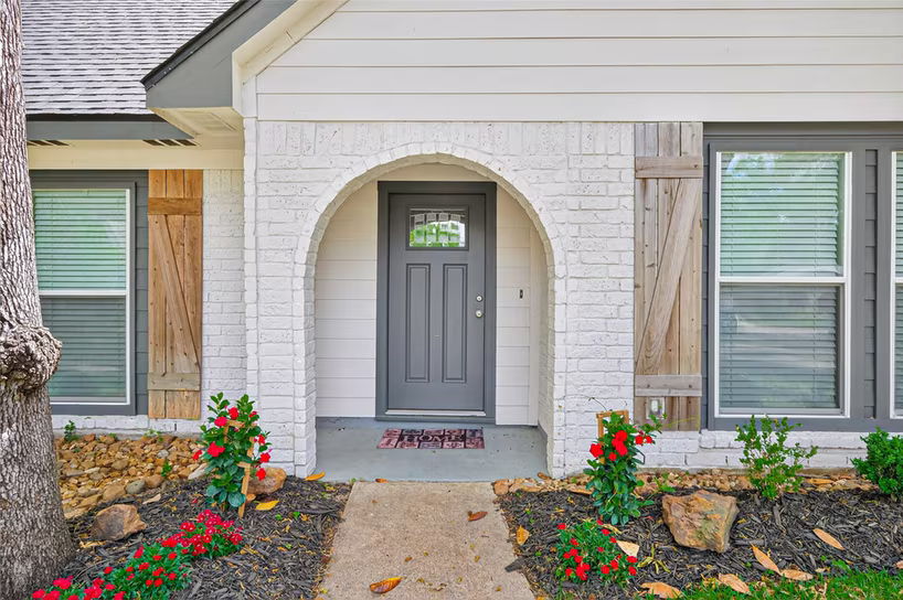 Photo 4 of 2127 Whispering Trails Circle, Kingwood, TX