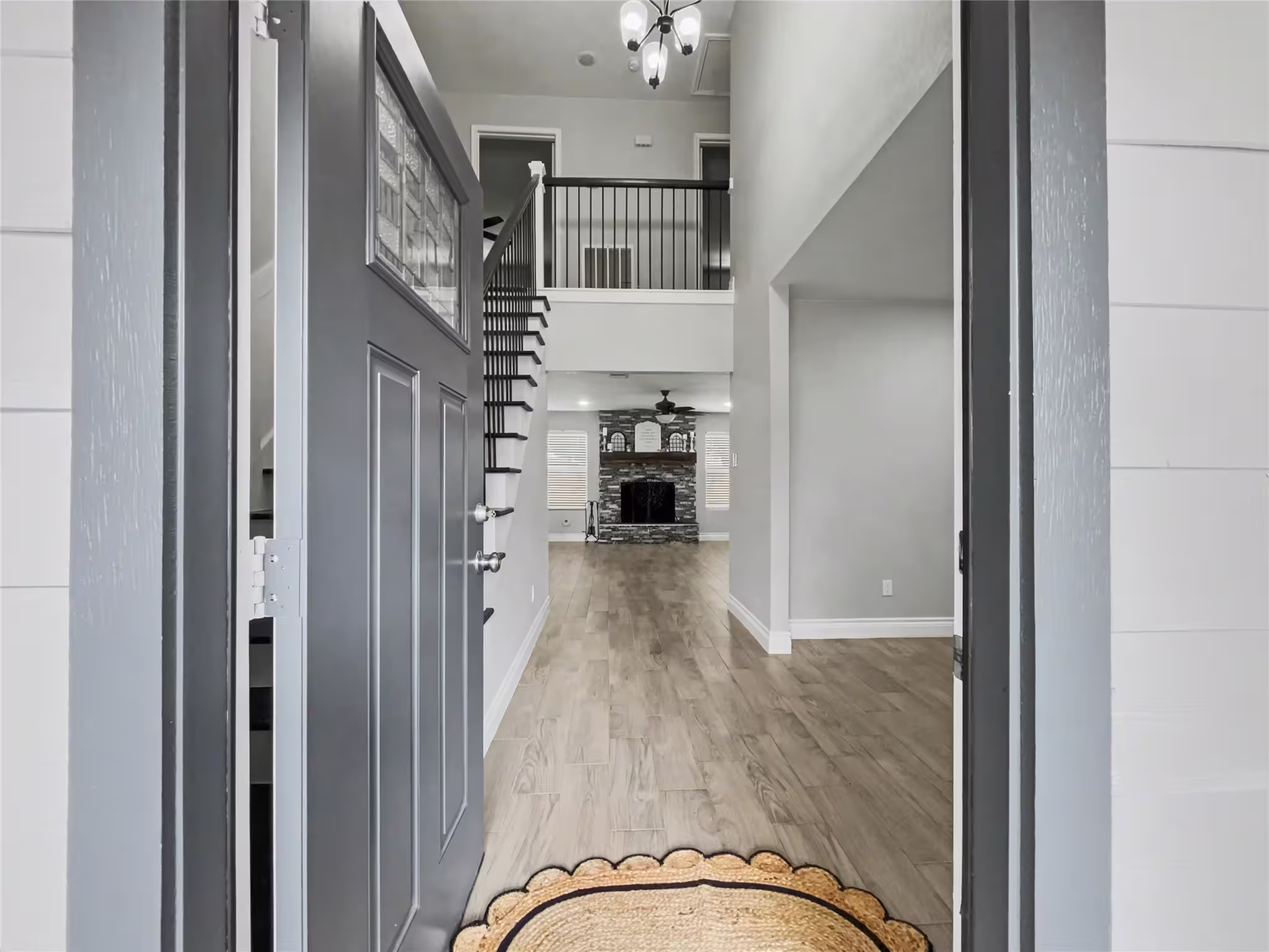 Photo 5 of 2127 Whispering Trails Circle, Kingwood, TX