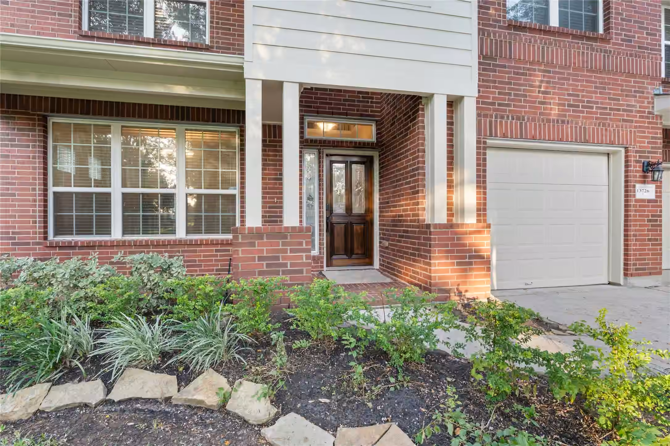Photo 4 of 13726 Sandy Bend Court, Houston, TX