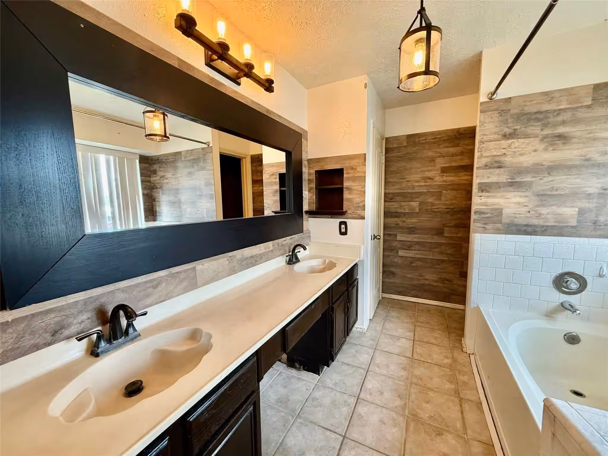 Photo 6 of 223 Almond Drive, Lake Jackson, TX
