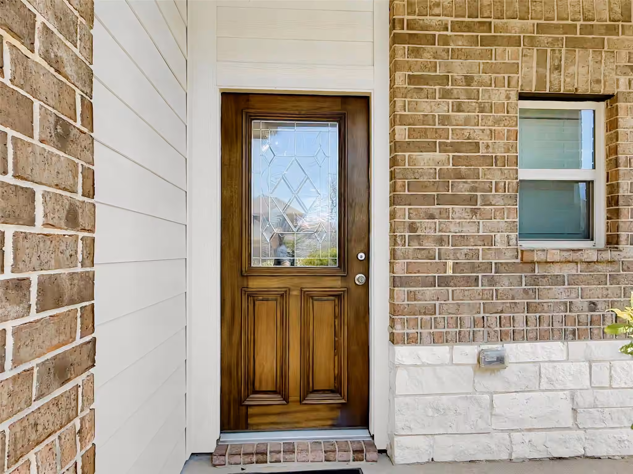 Photo 3 of 1412 Sundown Glen Lane, Katy, TX