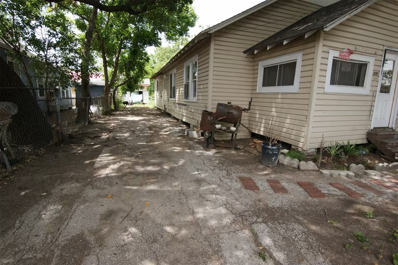 Photo 2 of 1265 Morris Street Street, Houston, TX