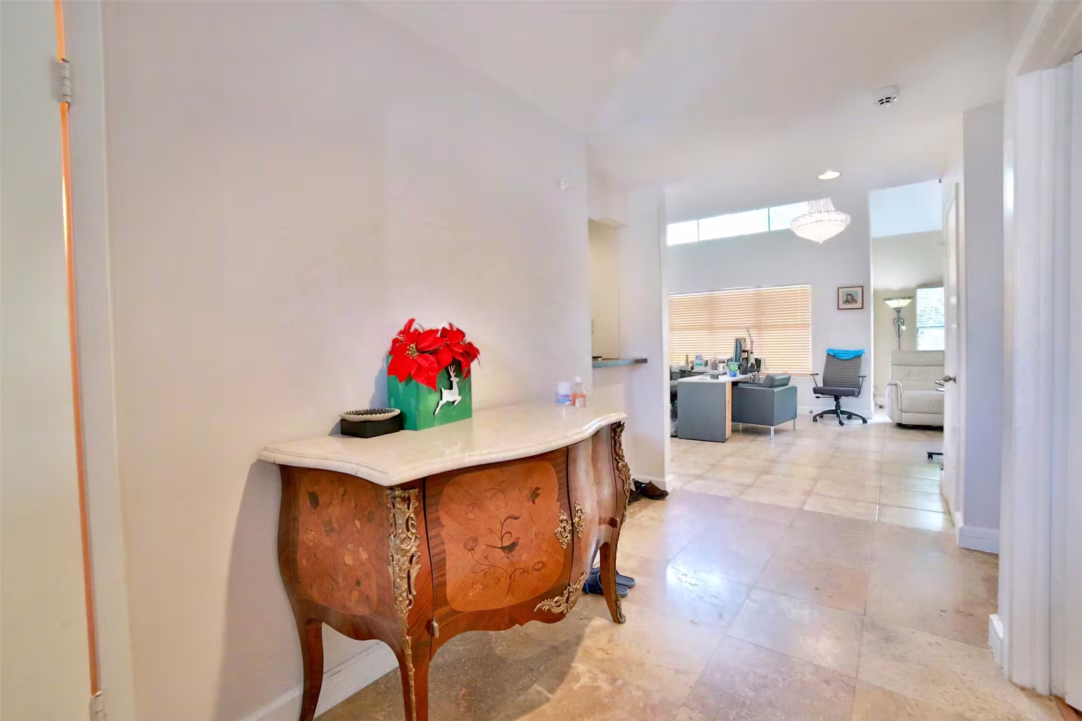 Photo 7 of 10318 Piping Rock Lane, Houston, TX