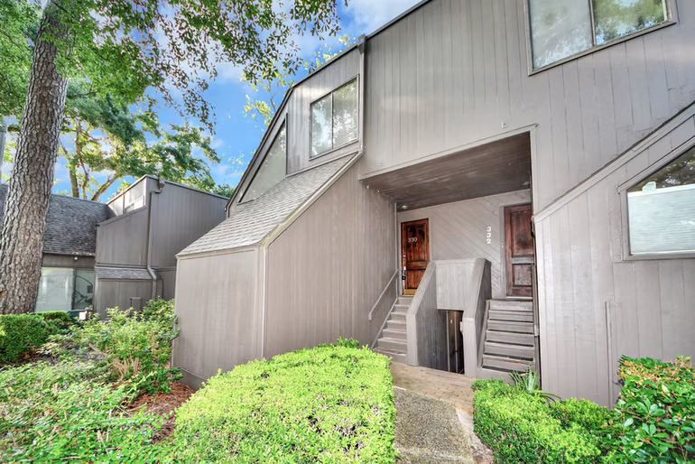 Photo 2 of 330 Litchfield Lane 37, Houston, TX