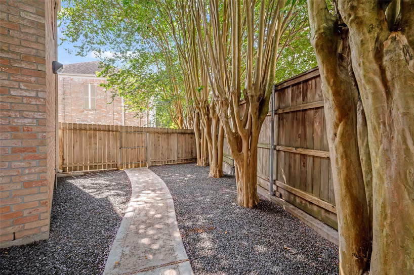 Photo 2 of 7493 Brompton Street, Houston, TX