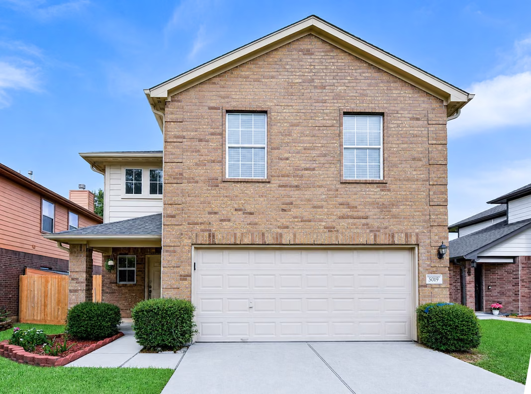 Photo of 5019 Royal Cypress Drive, Katy, TX